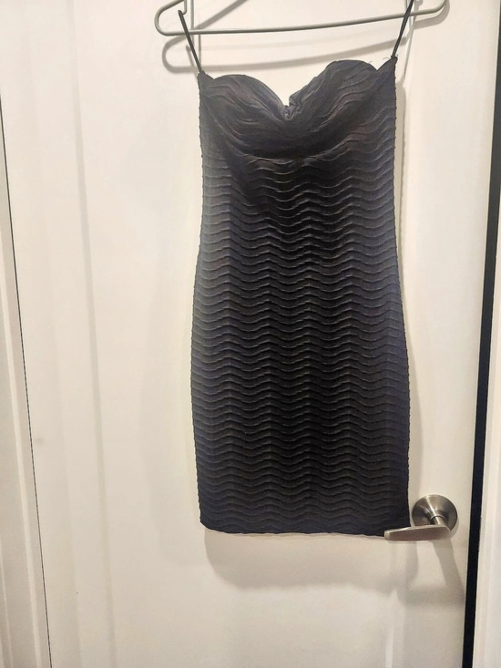 Seductions Black Geometric Midi Dress Size Medium Like New